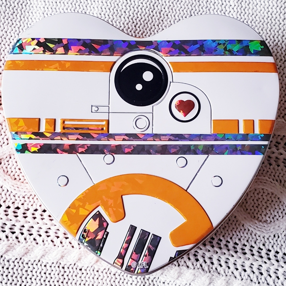 Heart-Shaped Robot Art Tin - White and Orange